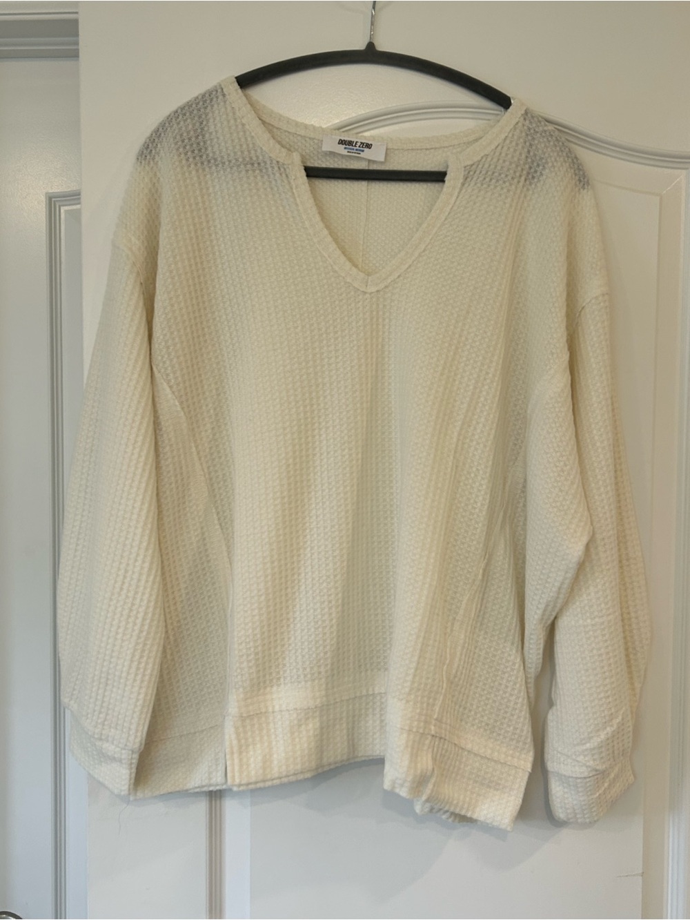 NEW Double Zero Ivory Waffle Knit V-Neck Long Sleeve Top, Medium
